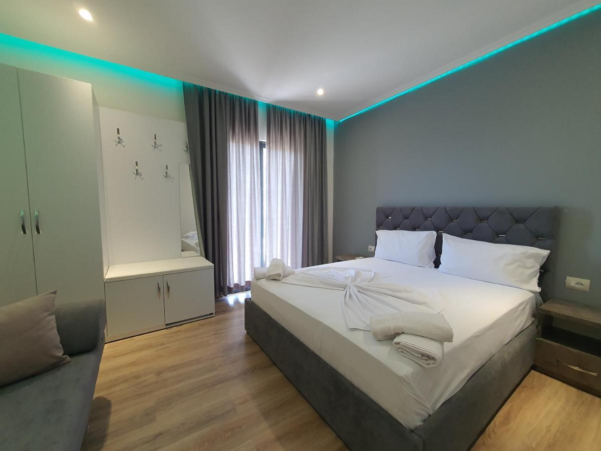 Villa Mehmeti Sarandë Exteriör bild