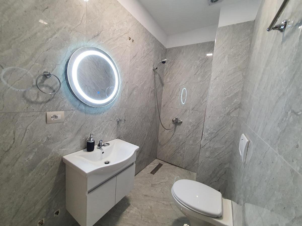 Villa Mehmeti Sarandë Exteriör bild