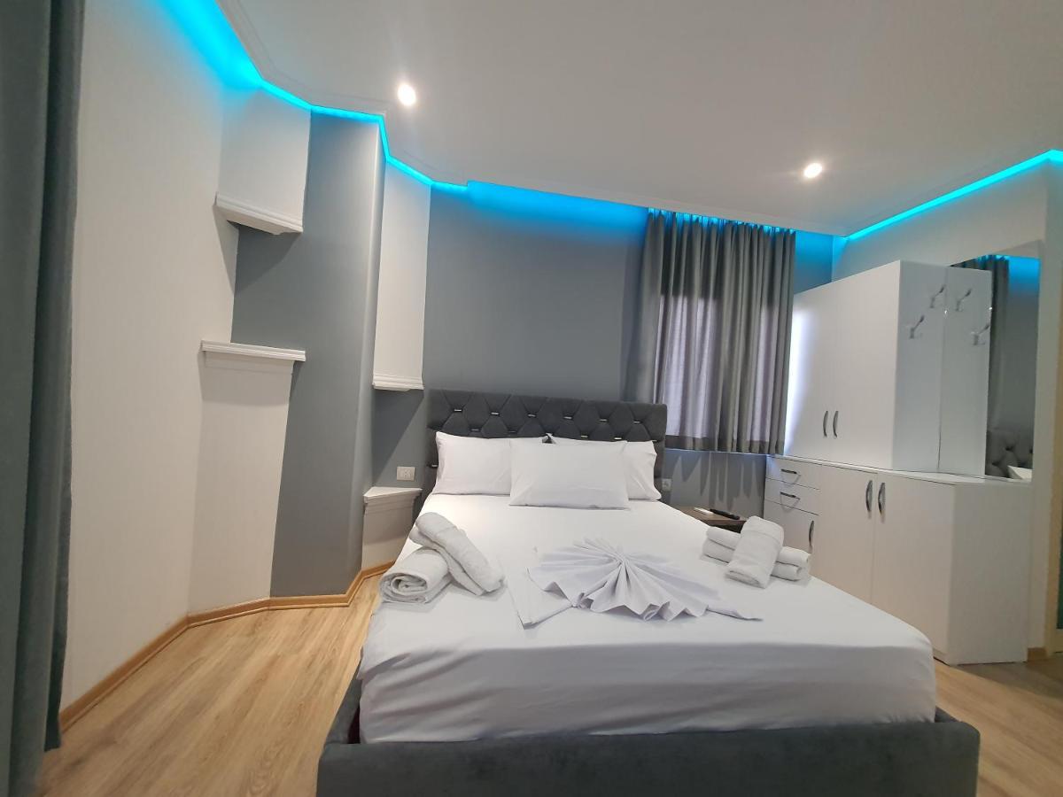 Villa Mehmeti Sarandë Exteriör bild