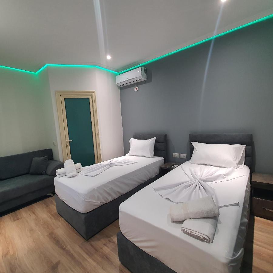 Villa Mehmeti Sarandë Exteriör bild