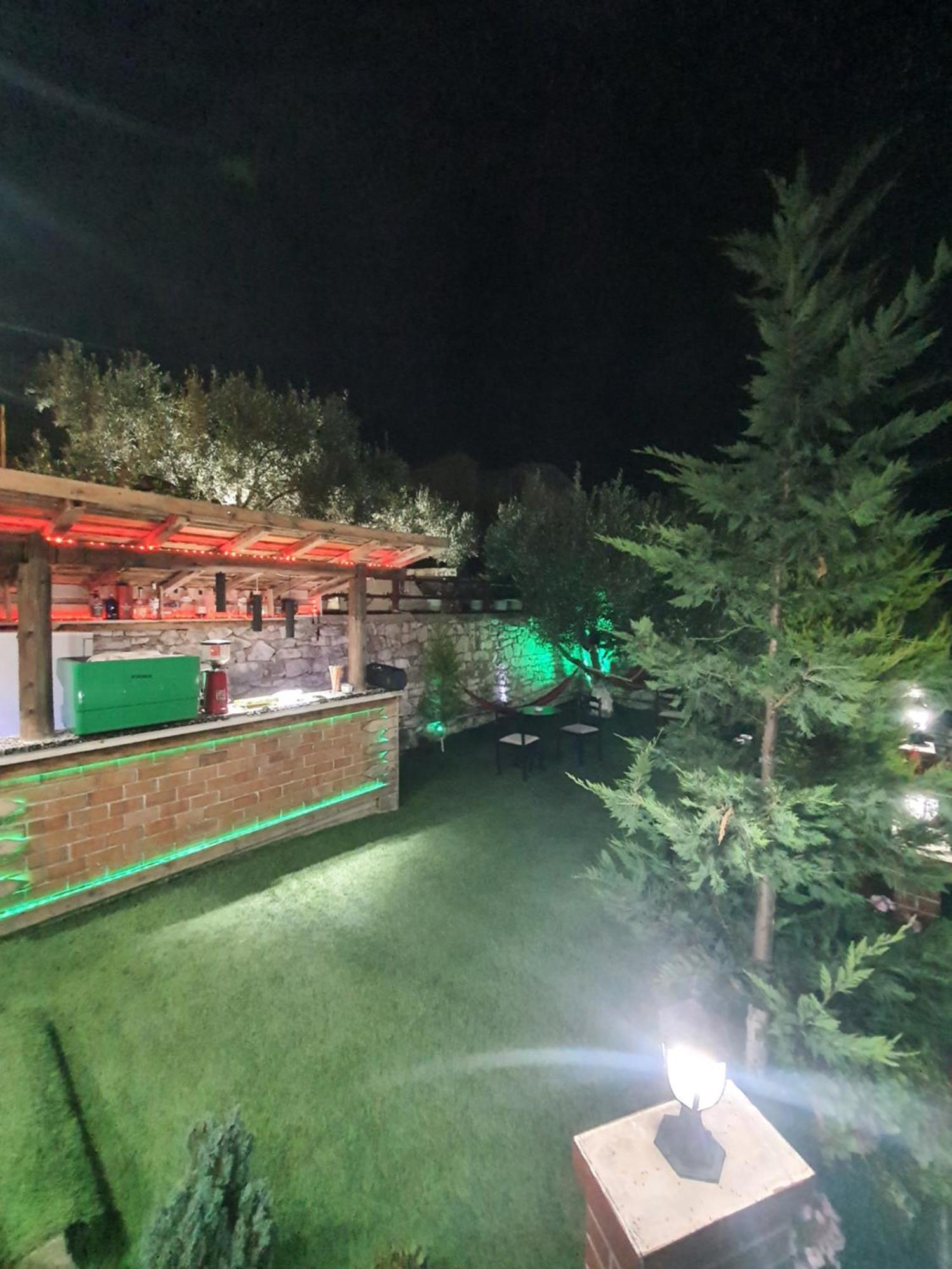 Villa Mehmeti Sarandë Exteriör bild